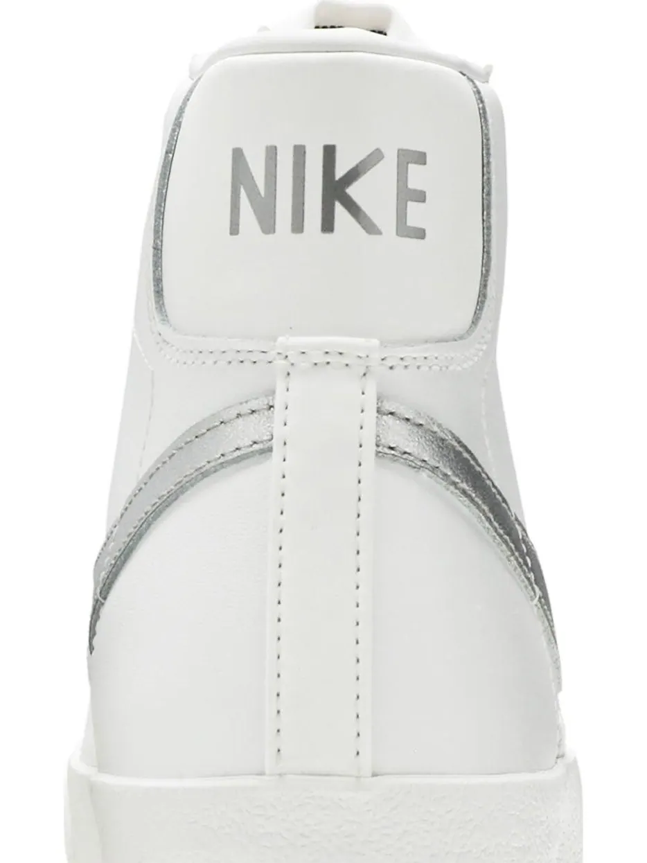 Кроссовки Nike Wmns Blazer Mid '77 'White Silver Metallic' — изображение 7 из 8, белый