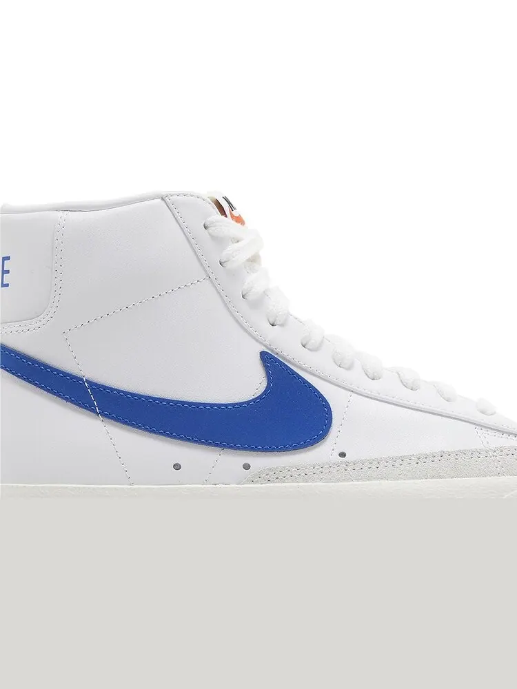 Кроссовки Wmns Blazer Mid '77 'Game Royal' — изображение 2 из 4, белый