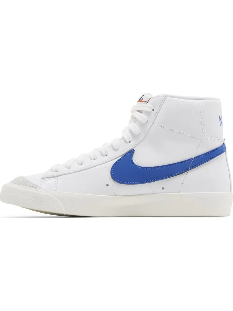 Кроссовки Wmns Blazer Mid '77 'Game Royal' — изображение 3 из 4, белый