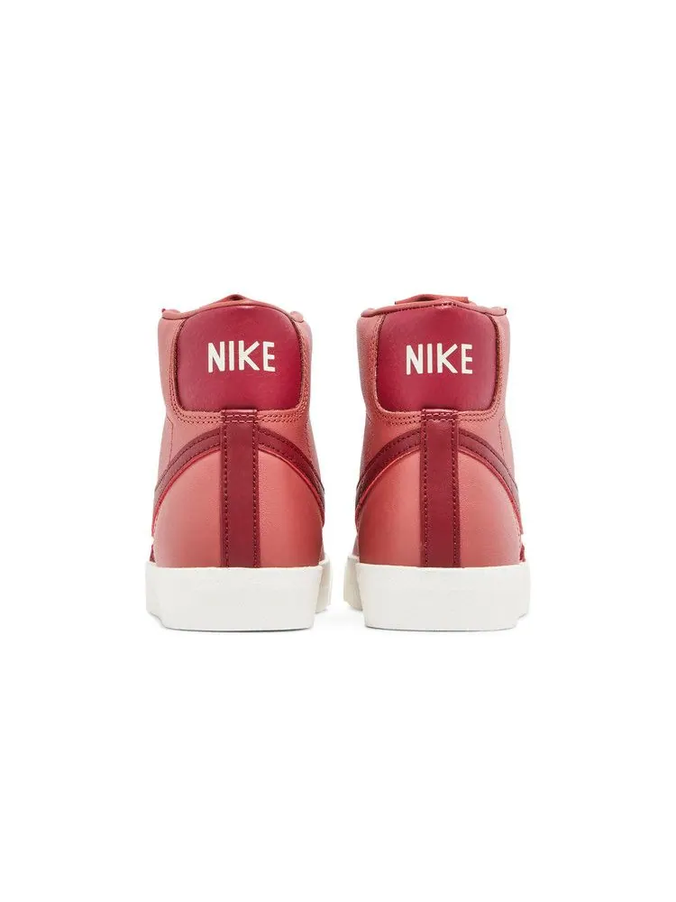 Кроссовки Nike Wmns Blazer Mid '77 Vintage 'Canyon Rust' — изображение 7 из 9, красный//оранжевый