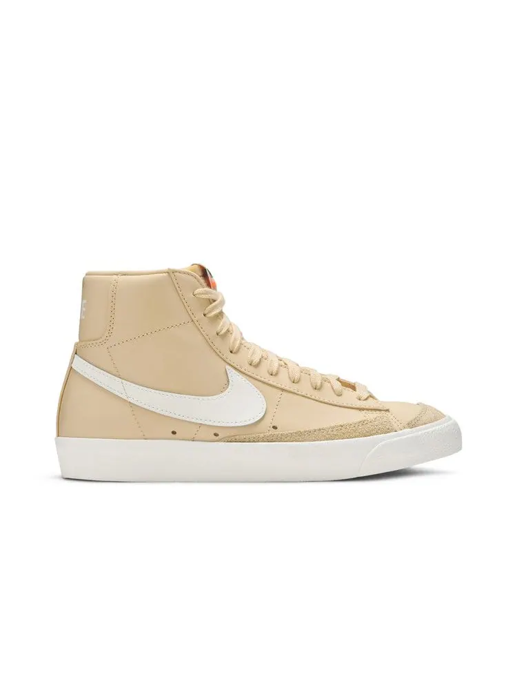 Кроссовки Nike Wmns Blazer '77 Vintage Mid 'Canvas' — изображение 2 из 9, белый