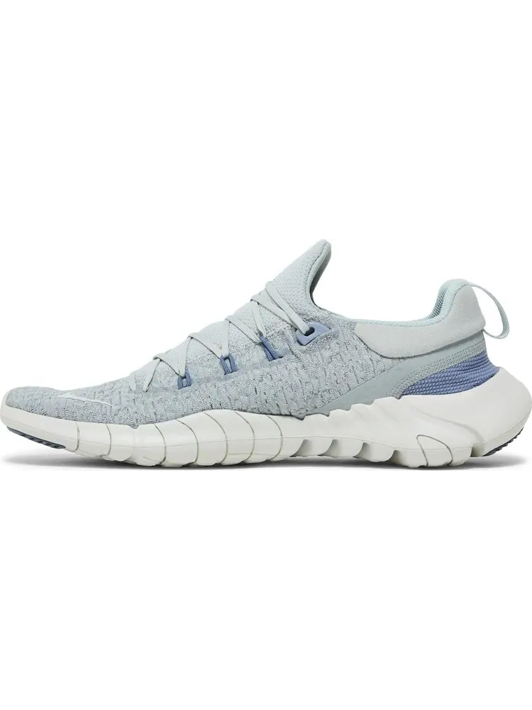 Кроссовки Nike Free Run 5.0 'Grey Fog' — изображение 3 из 8, серый