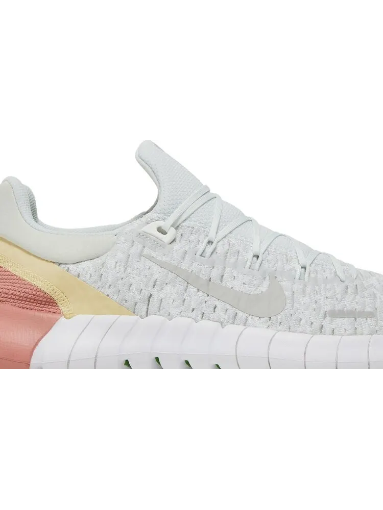 Кроссовки Nike Free Run 5.0 'Off White Pink' — изображение 2 из 8, белый