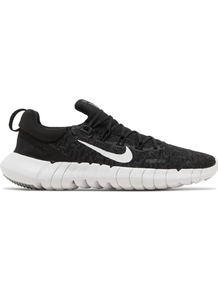 Кроссовки Nike Wmns Free Run 5.0 Next Nature 'Black White' — изображение 1 из 8, черный