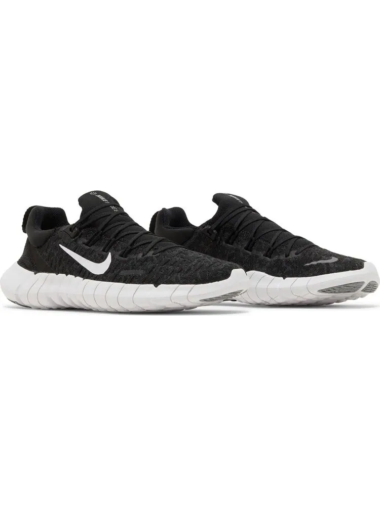 Кроссовки Nike Wmns Free Run 5.0 Next Nature 'Black White' — изображение 8 из 8, черный