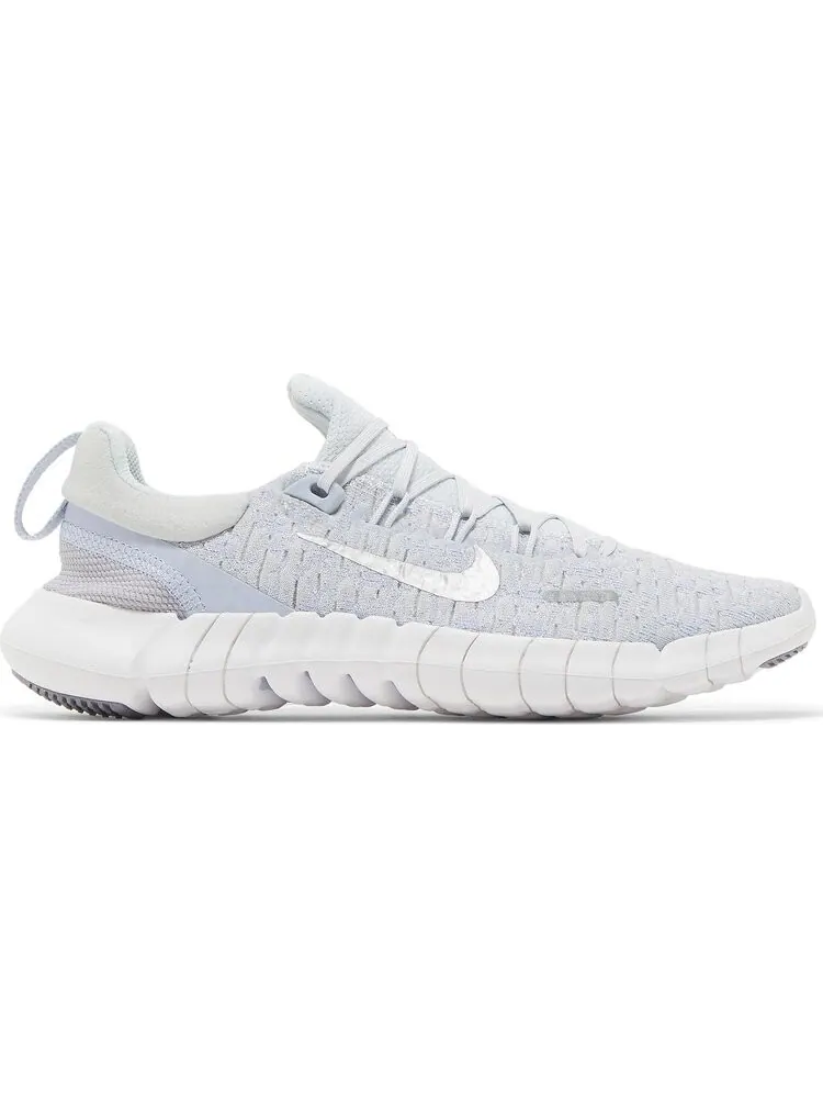 Кроссовки Nike Wmns Free Run 5.0 'Pure Platinum Metallic Silver' — изображение 1 из 8, серый