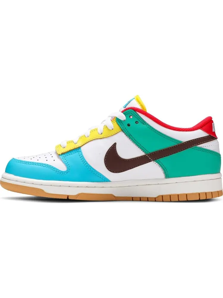 Кроссовки Nike Dunk Low SE GS 'Free.99 - White' — изображение 3 из 8, белый