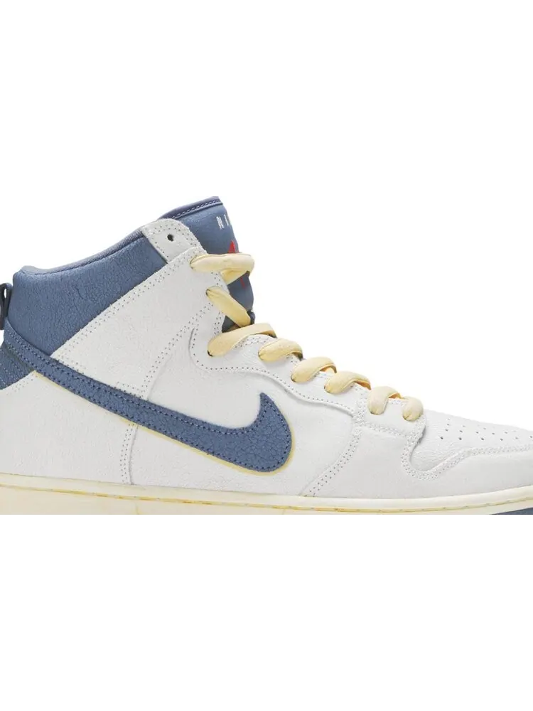 Кроссовки Nike Atlas x Dunk High SB 'Lost At Sea' — изображение 2 из 8, белый