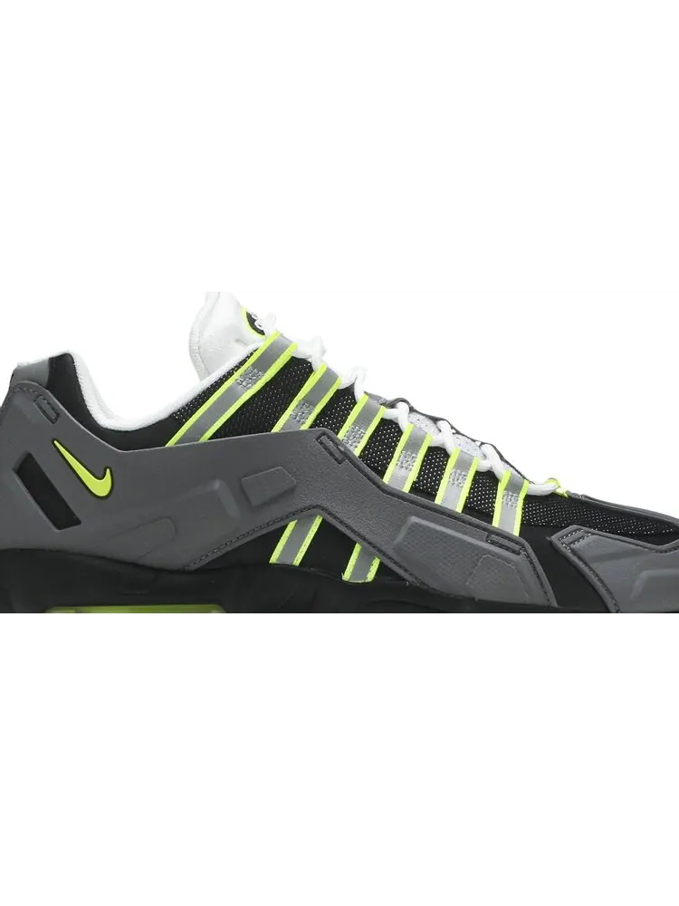Кроссовки Nike Air Max 95 NDSTRKT 'Neon' — изображение 2 из 7, черный