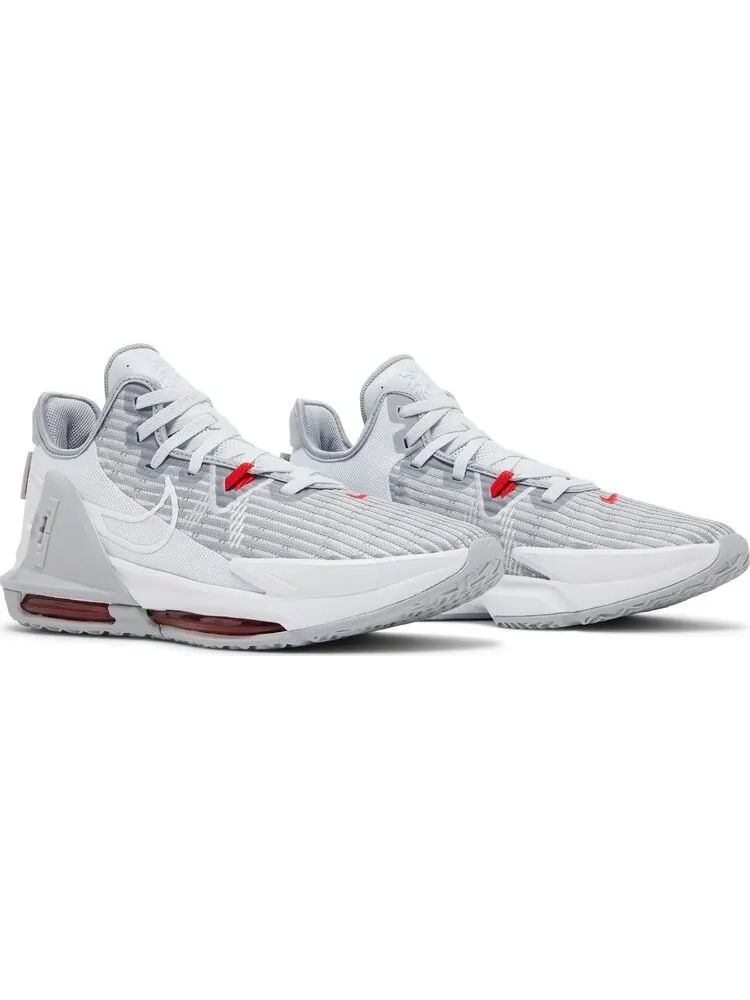 Кроссовки Nike LeBron Witness 6 'Pure Platinum' — изображение 8 из 8, серый