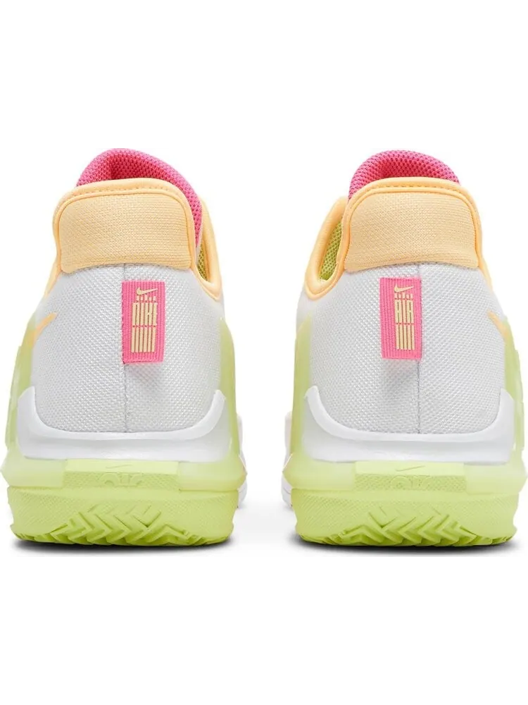Кроссовки Nike LeBron Witness 6 'White Melon Tint' — изображение 6 из 8, белый