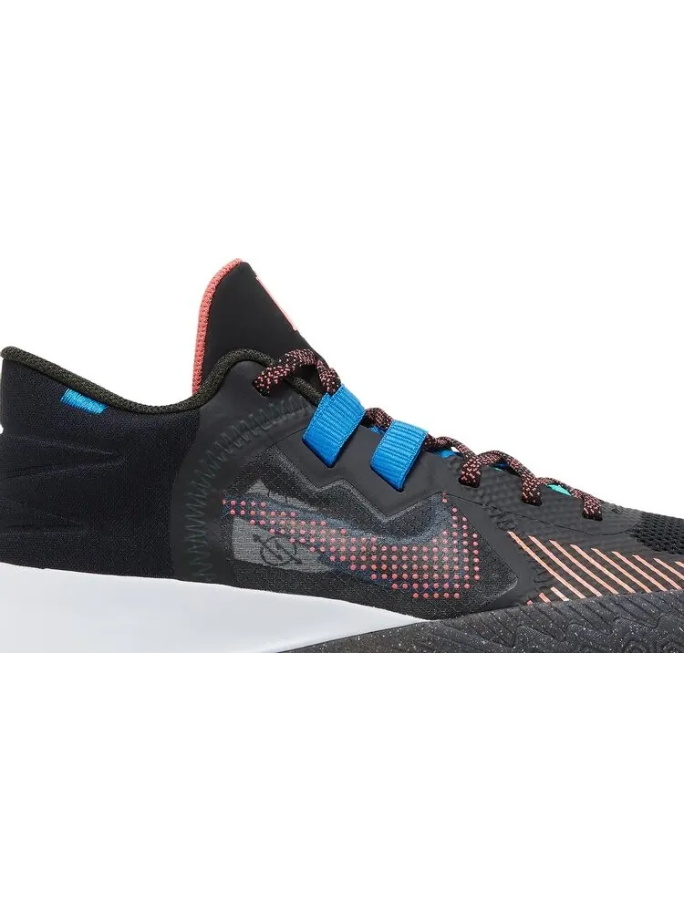 Кроссовки Nike Kyrie Flytrap 5 'Black Atomic Pink' — изображение 2 из 8, черный