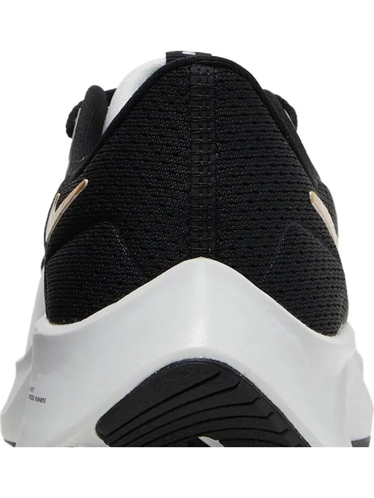 Кроссовки Nike Air Zoom Pegasus 38 GS 'Photon Dust Metallic Gold Coin' — изображение 7 из 8, серый