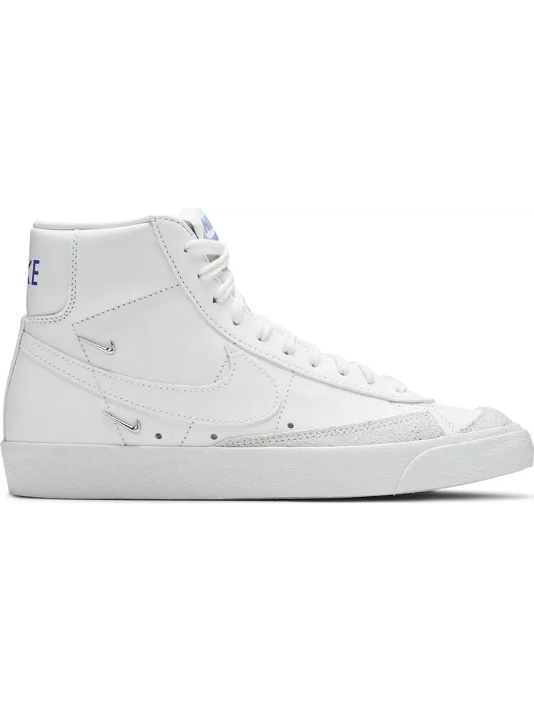 Кроссовки Nike Wmns Blazer Mid '77 SE 'Sisterhood - White Metallic Silver' — изображение 1 из 8, белый