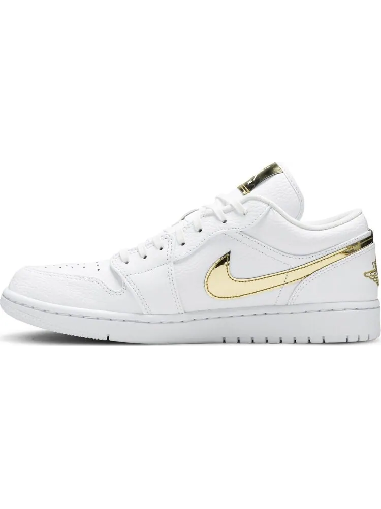 Кроссовки Wmns Air Jordan 1 Retro Low White Metallic Gold — изображение 3 из 8, золото