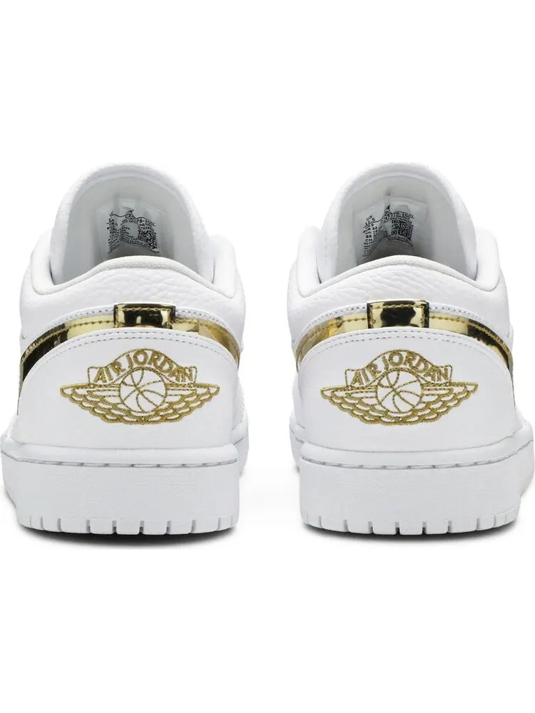 Кроссовки Wmns Air Jordan 1 Retro Low White Metallic Gold — изображение 6 из 8, золото