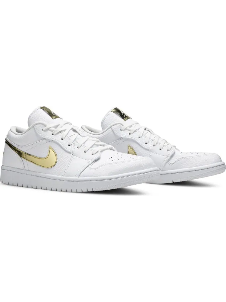 Кроссовки Wmns Air Jordan 1 Retro Low White Metallic Gold — изображение 8 из 8, золото