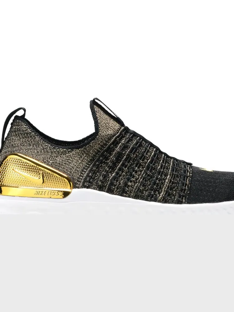 Кроссовки Nike Wmns React Phantom Run Flyknit 2 Premium 'Black Metallic Gold' — изображение 2 из 8, черный