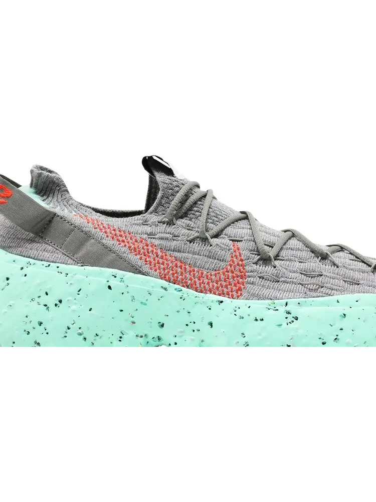 Кроссовки Nike Space Hippie 04 'Green Glow' — изображение 2 из 8, зеленый
