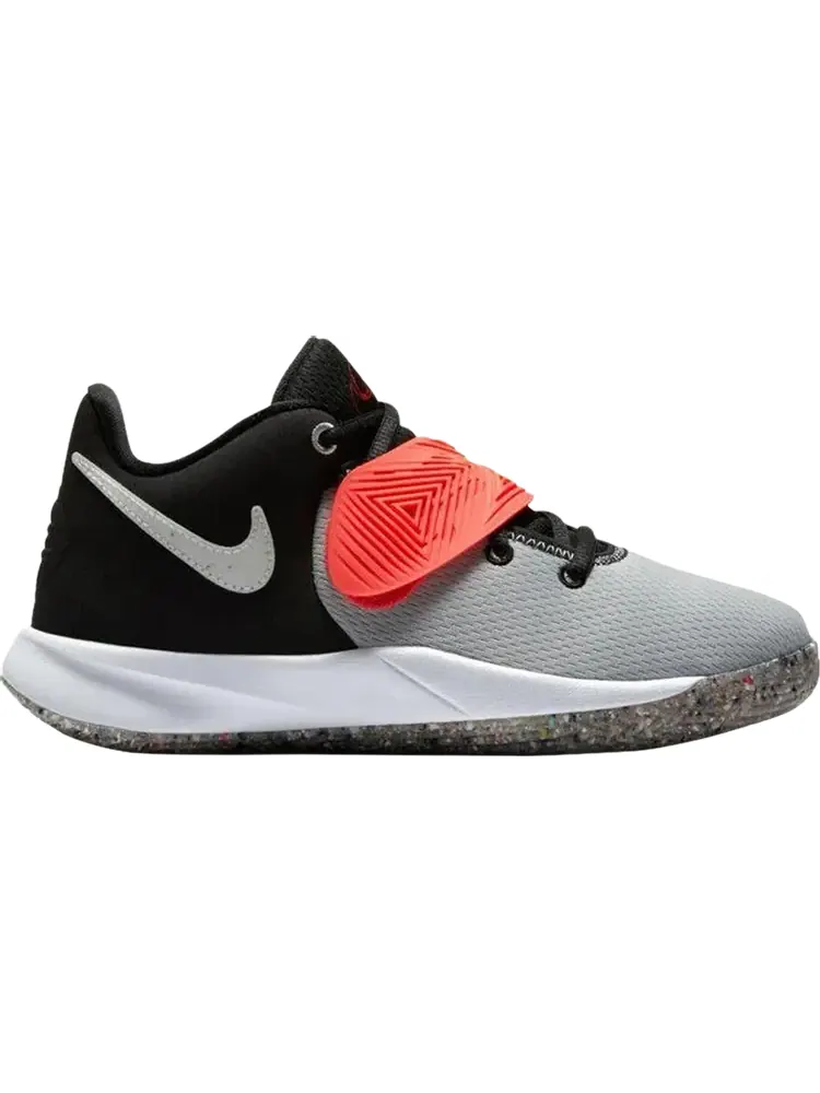 Кроссовки Nike Kyrie Flytrap 3 SE GS 'Light Smoke Grey Bright Crimson' — изображение 1 из 1, черный