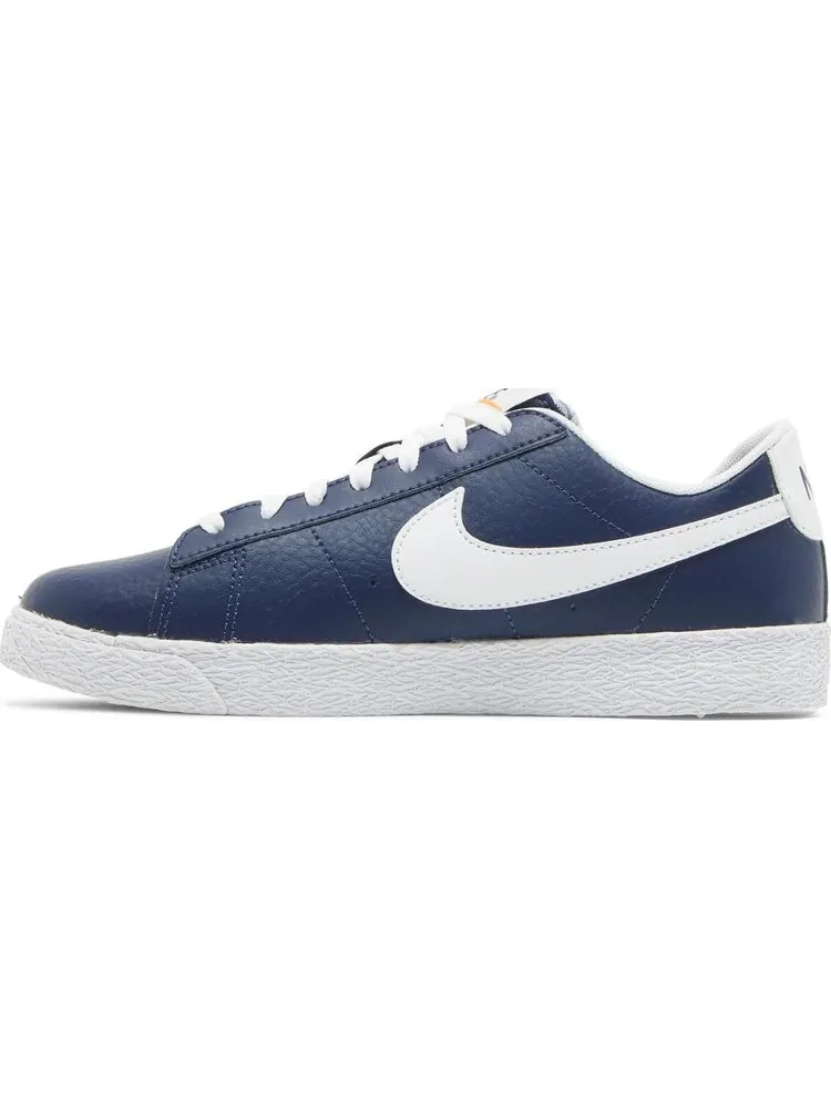 Кроссовки Nike Blazer Low GS 'Midnight Navy' — изображение 3 из 8, синий