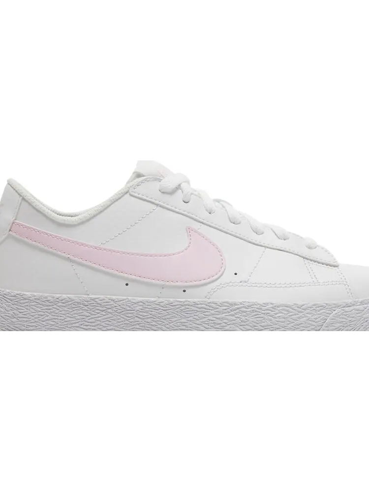 Кроссовки Nike Blazer Low GS 'White Pink Foam' — изображение 2 из 8, белый