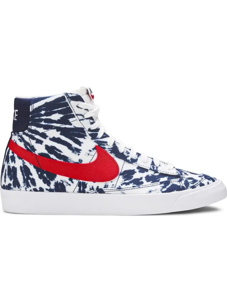 Кроссовки Nike Blazer Mid '77 Vintage 'Blue Tie-Dye' — изображение 1 из 8, синий