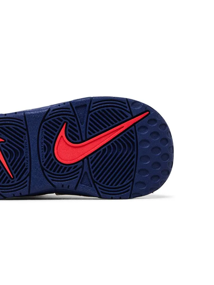 Кроссовки Nike Air More Uptempo TD 'Red Navy Camo' — изображение 6 из 9, белый/красный/синий