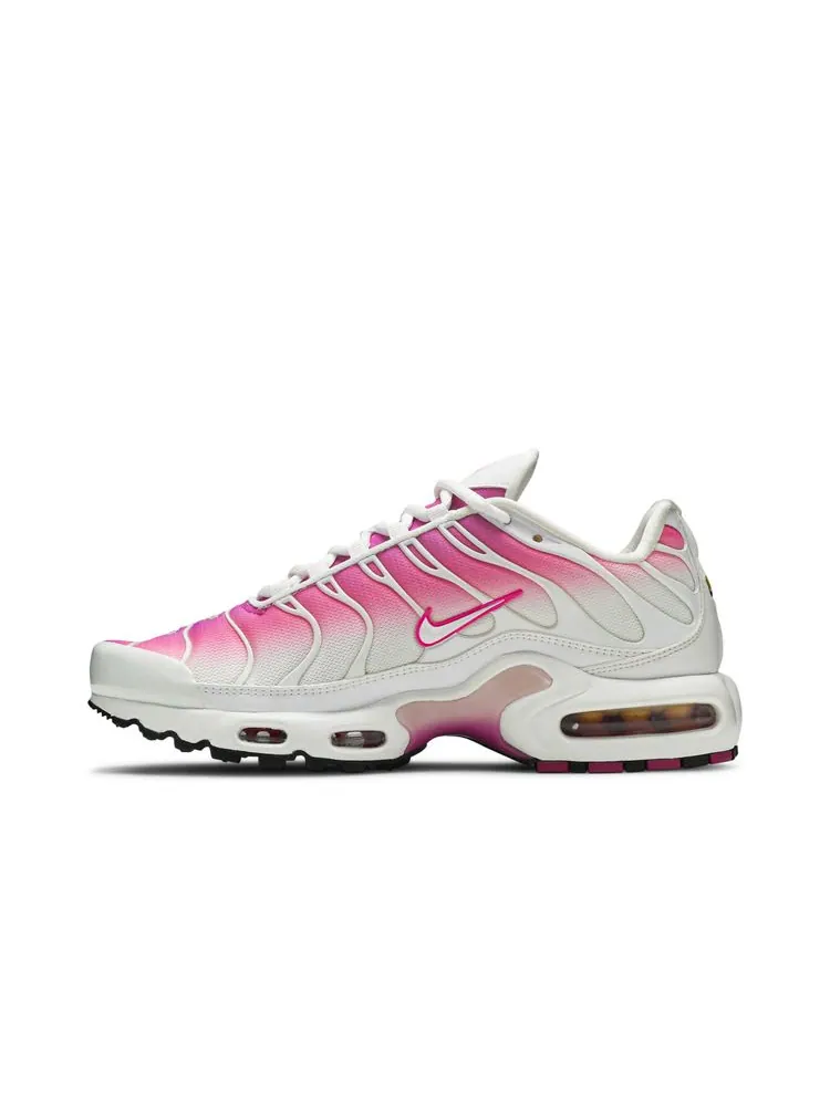 Кроссовки Wmns Air Max Plus 'Pink Fade' — изображение 3 из 8, розовый