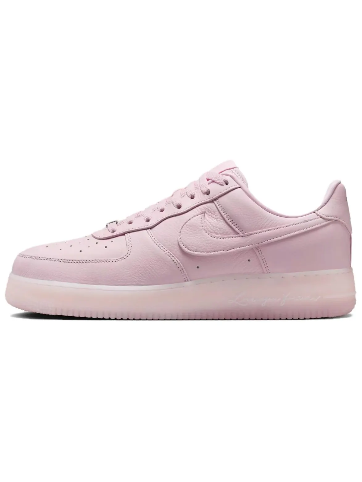 Кроссовки Nike NOCTA x Air Force 1 Low Certified Lover Boy Pink Foam — изображение 1 из 3, розовый серебристый