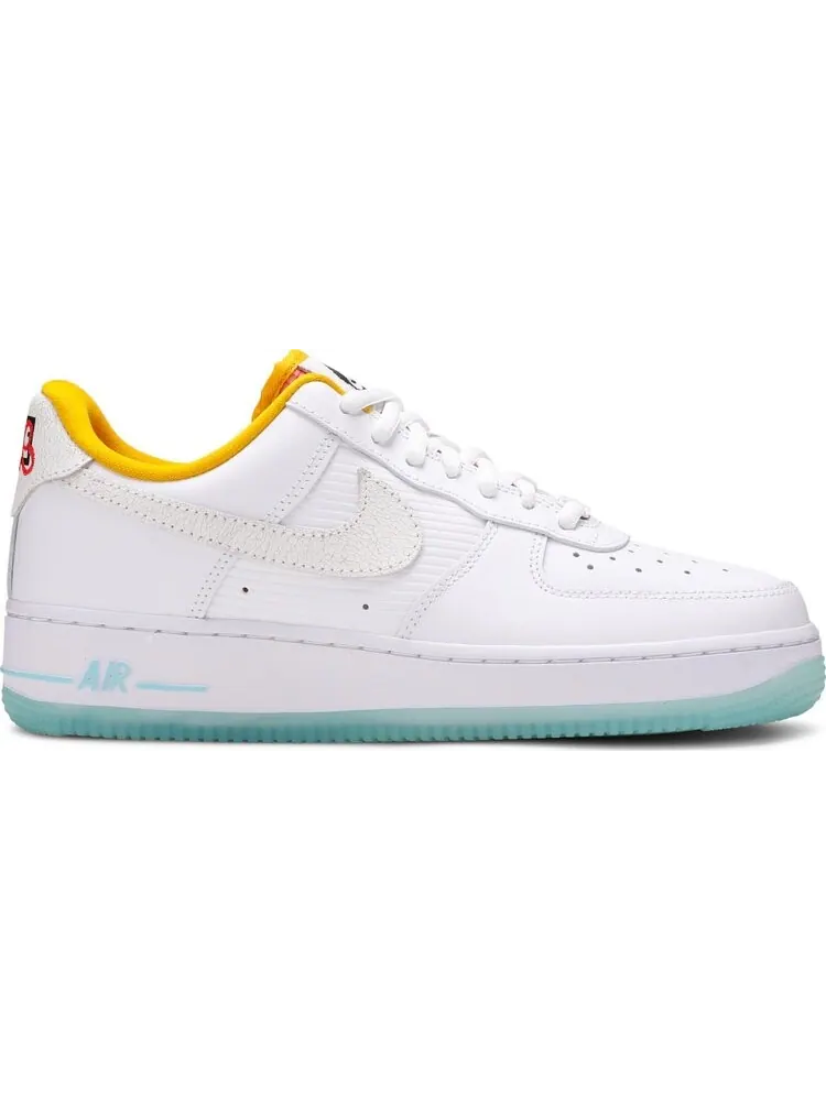 Кроссовки Nike Wmns Air Force 1 '07 'Corner Markets' — изображение 1 из 8, белый