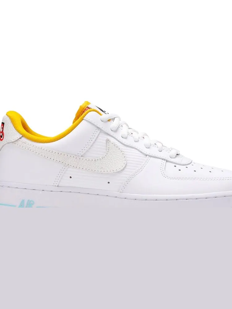 Кроссовки Nike Wmns Air Force 1 '07 'Corner Markets' — изображение 2 из 8, белый