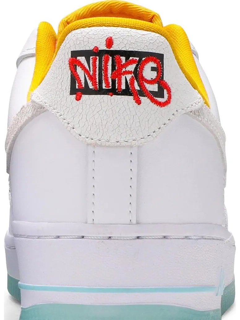 Кроссовки Nike Wmns Air Force 1 '07 'Corner Markets' — изображение 7 из 8, белый