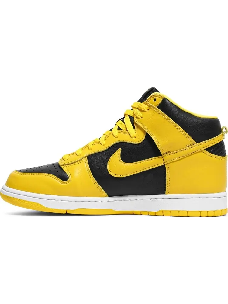 Кроссовки Nike Dunk High SP 'Iowa' 2020 — изображение 3 из 8, желтый