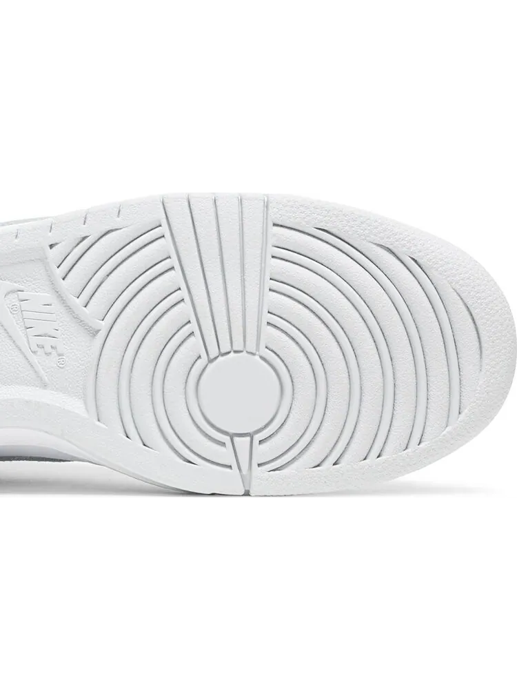 Кроссовки Nike Dunk High SP 'Pure Platinum' — изображение 5 из 8, белый