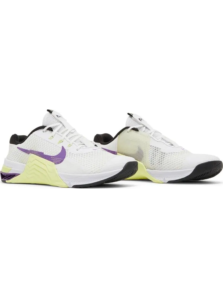 Кроссовки Nike Wmns Metcon 7 'White Light Lemon Twist' — изображение 8 из 8, белый