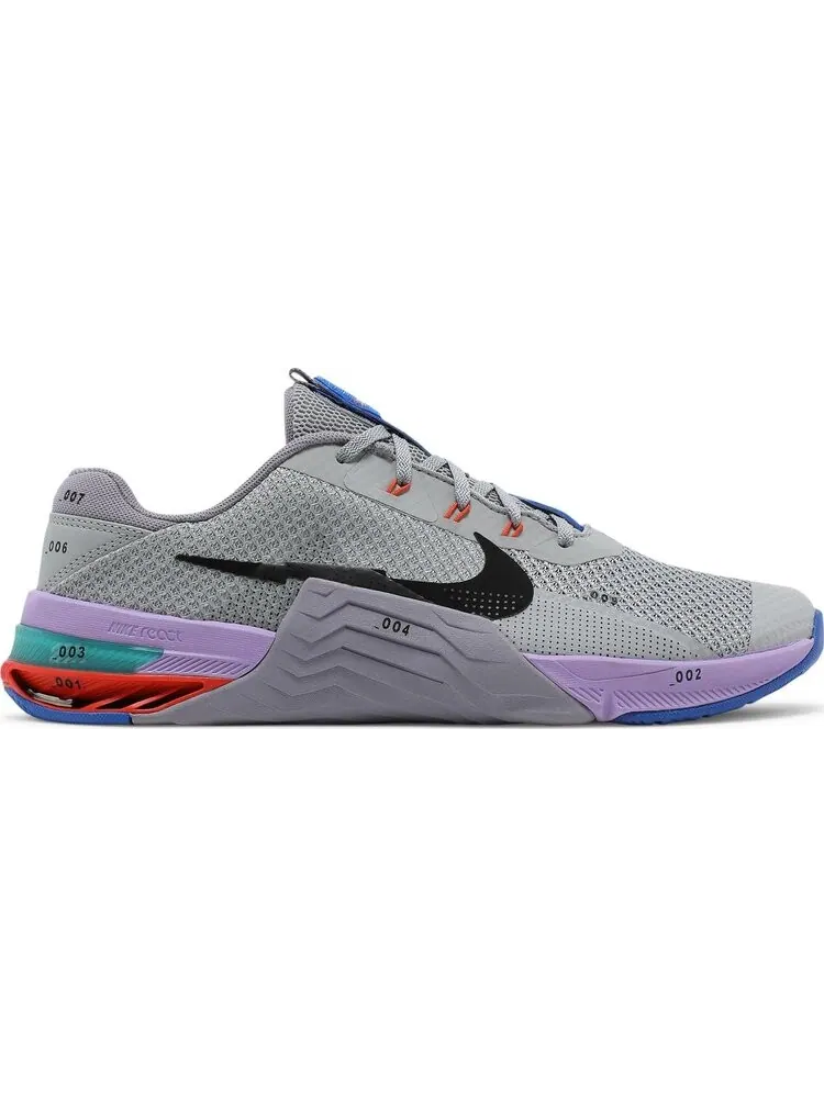 Кроссовки Nike Metcon 7 'Light Smoke Grey Violet Haze' — изображение 1 из 8, серый