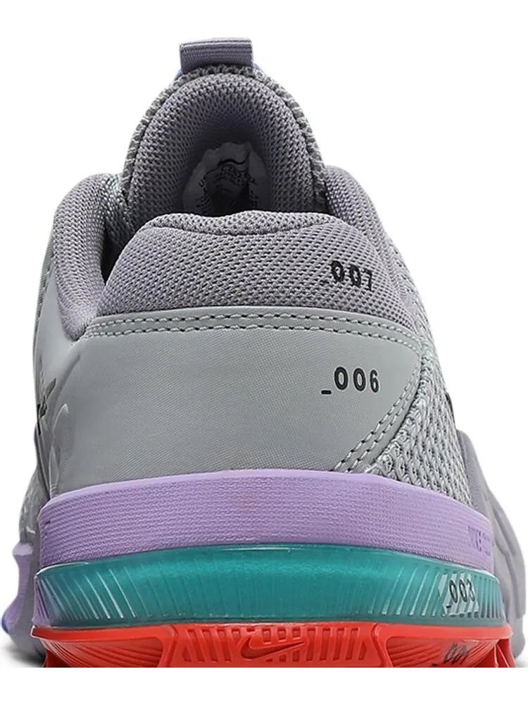 Кроссовки Nike Metcon 7 'Light Smoke Grey Violet Haze' — изображение 7 из 8, серый