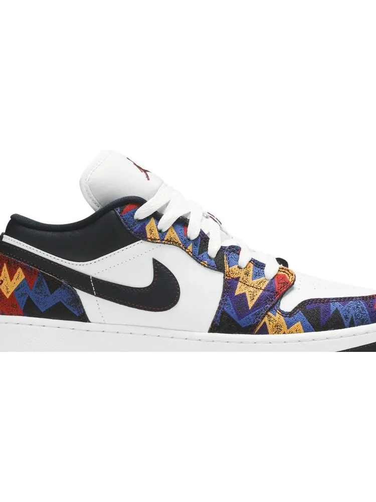Кроссовки Air Jordan 1 Low SE GS Nothing But Net — изображение 2 из 8, белый