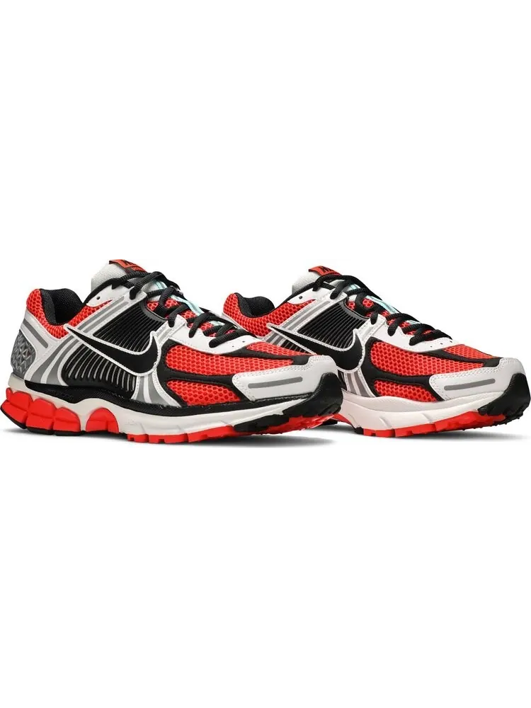 Кроссовки Nike Air Zoom Vomero 5 SE 'Bright Crimson' — изображение 8 из 8, красный