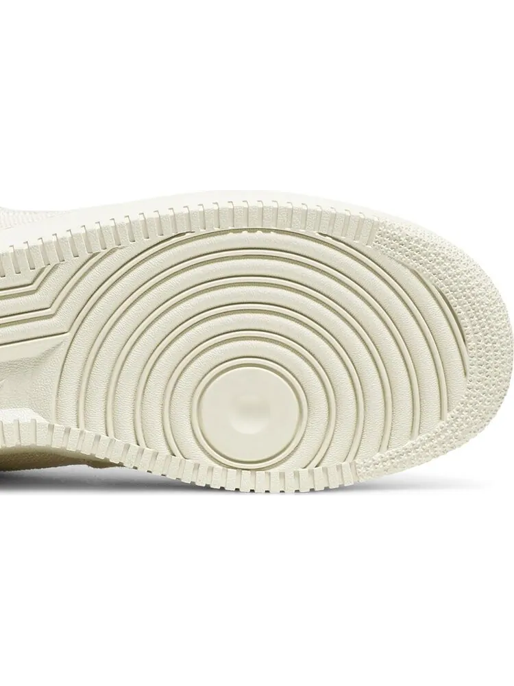 Кроссовки Nike Stussy x Air Force 1 Low 'Fossil' — изображение 5 из 8, бежевый