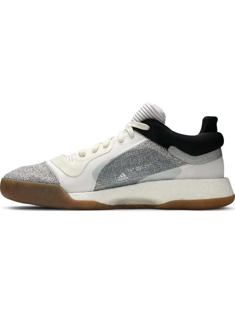 Кроссовки Adidas Marquee Boost Low 'White Gum' — изображение 3 из 8, серый