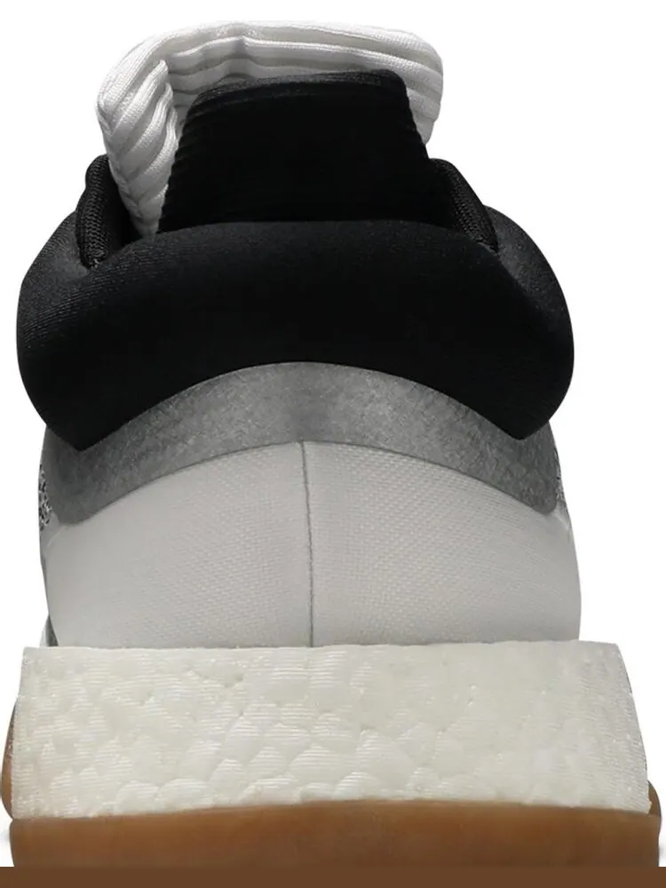 Кроссовки Adidas Marquee Boost Low 'White Gum' — изображение 7 из 8, серый