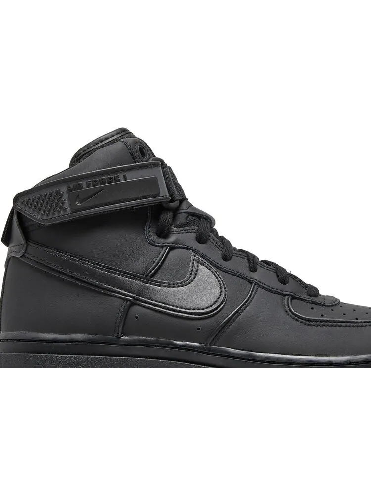 Ботинки Nike Air Force 1 Boot 'Black Anthracite' — изображение 2 из 8, черный