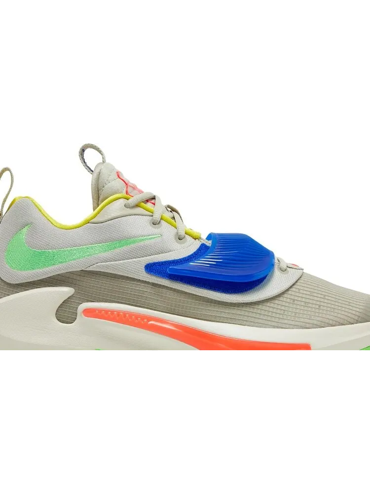 Кроссовки Nike Zoom Freak 3 'Primary Colors' — изображение 2 из 8, мульти