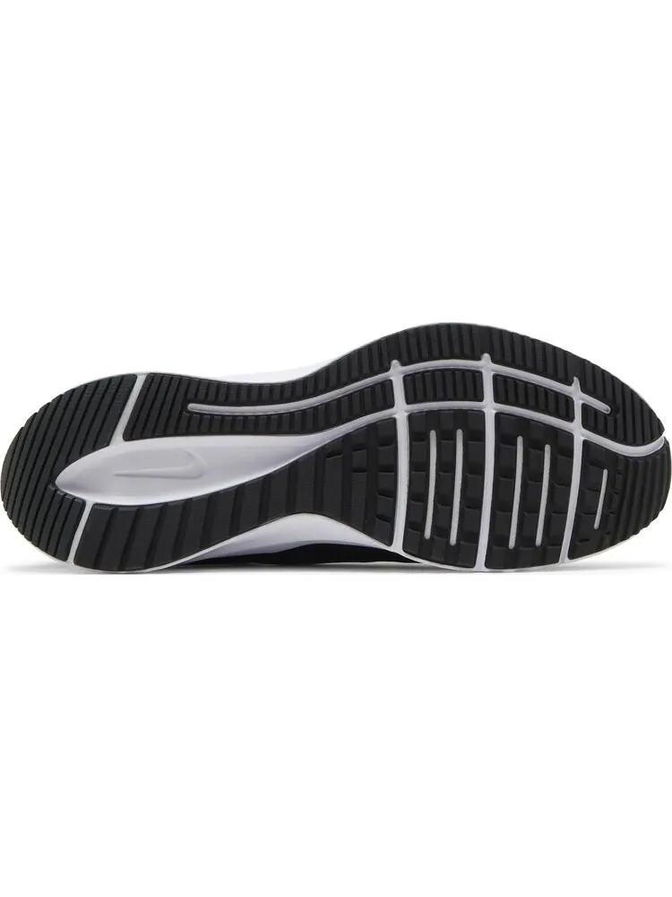 Кроссовки Nike Quest 4 'Black White' — изображение 4 из 8, черный