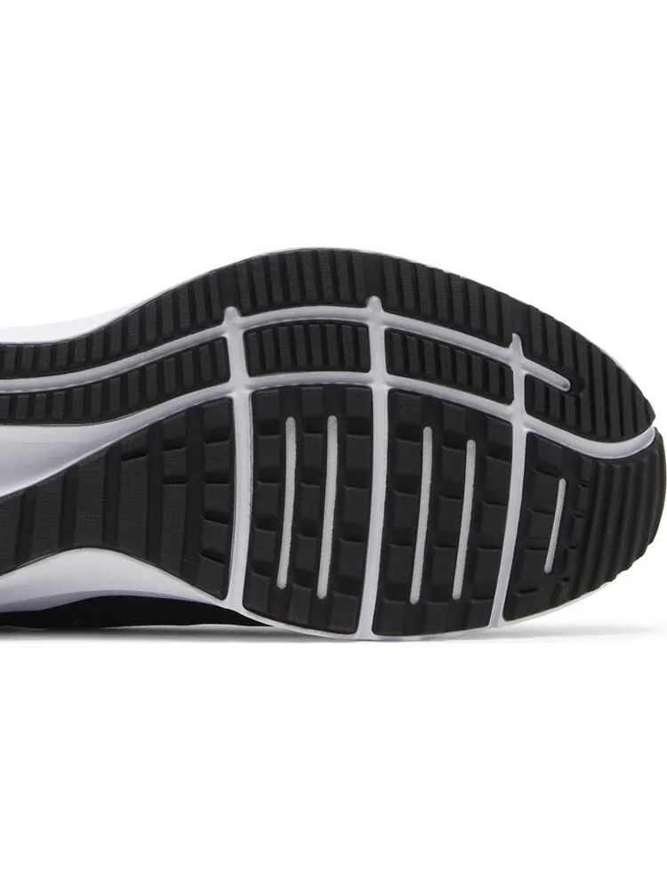 Кроссовки Nike Quest 4 'Black White' — изображение 5 из 8, черный