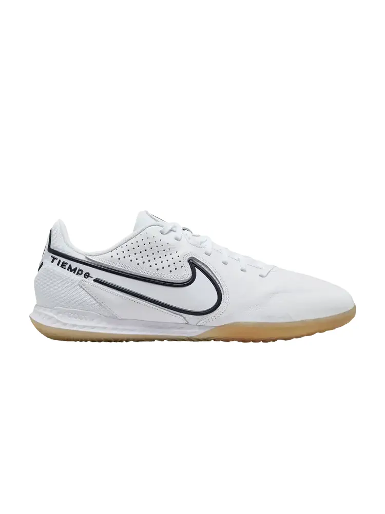 Кроссовки Nike React Tiempo Legend 9 Pro IC — изображение 1 из 1, белый