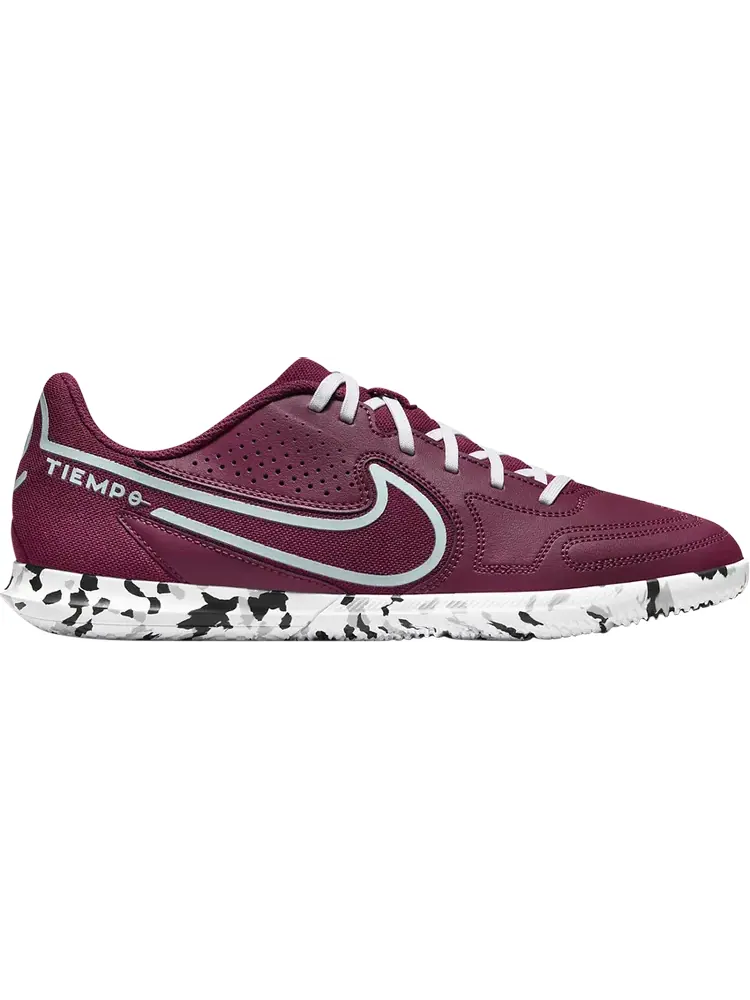 Кроссовки Tiempo Legend 9 Club IC 'Rosewood Camo' — изображение 1 из 1, красный