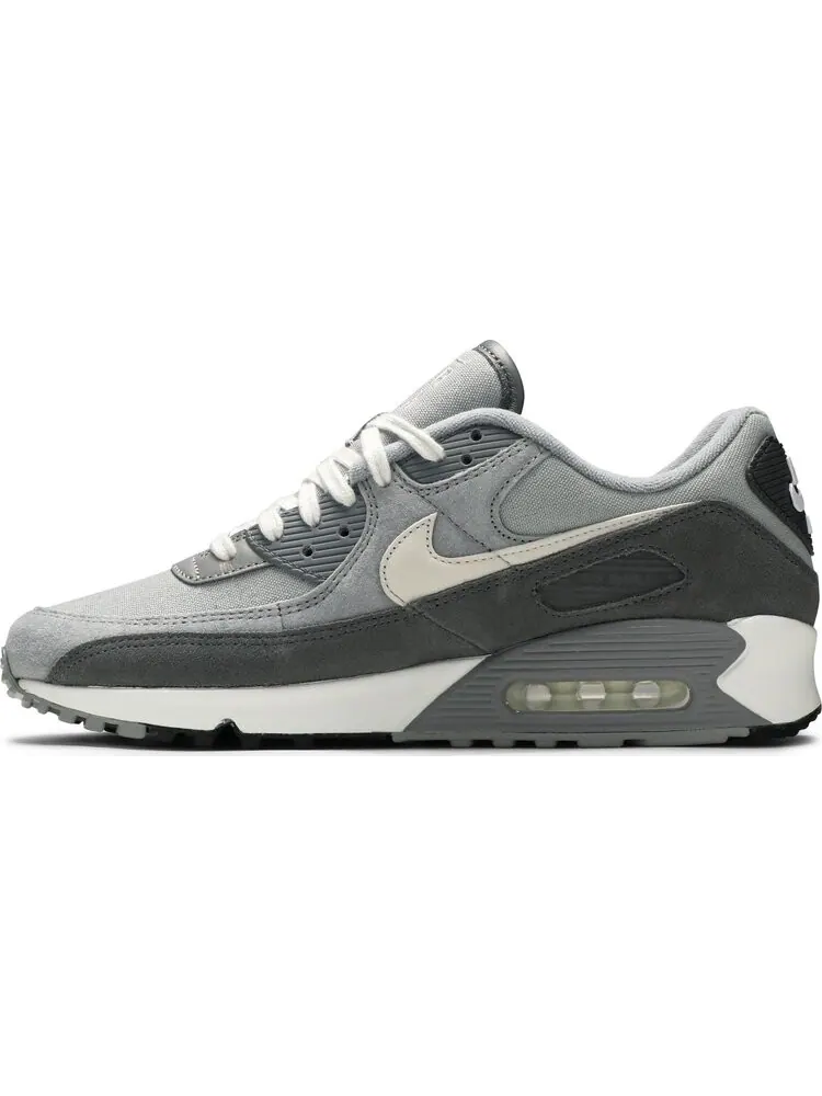 Кроссовки Nike Air Max 90 Premium 'Light Smoke Grey' — изображение 3 из 8, серый